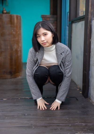 我吃闺蜜奶与闺蜜互慰_BD英语免费观看