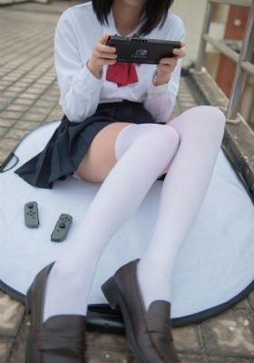 欧美高清厨房xxb_4K电影全集观看